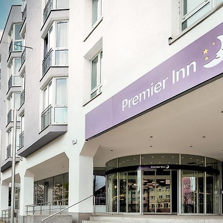 Premier Inn Stuttgart Bad Cannstatt Bagian luar foto